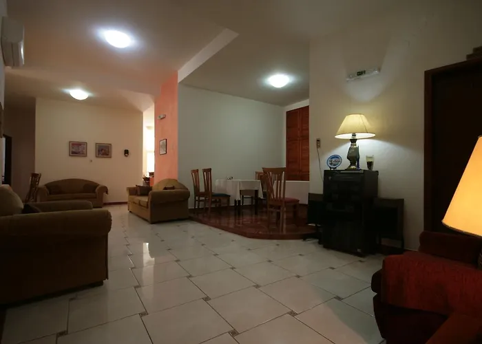 Lena Hotel