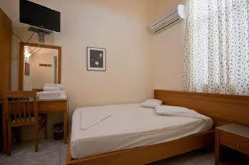 Hotel Lena Candia