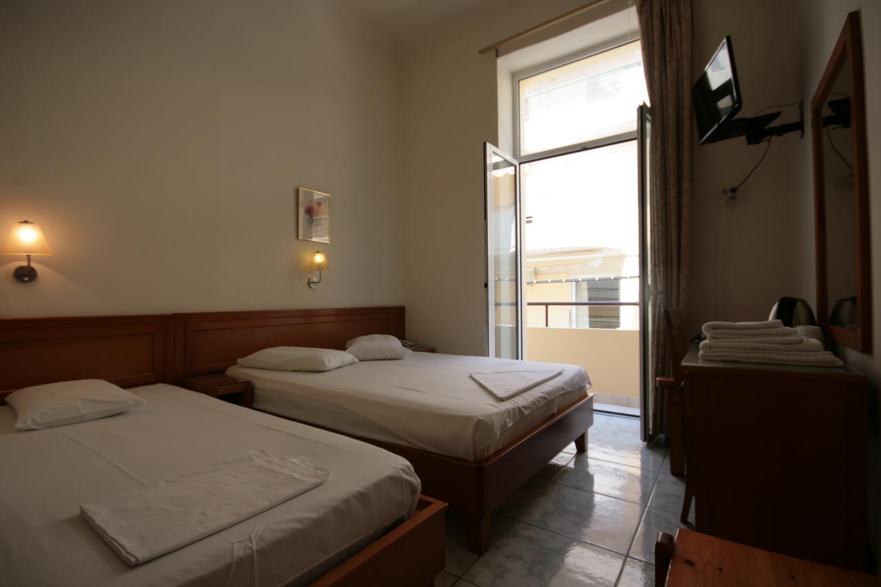 Otel Lena 2*