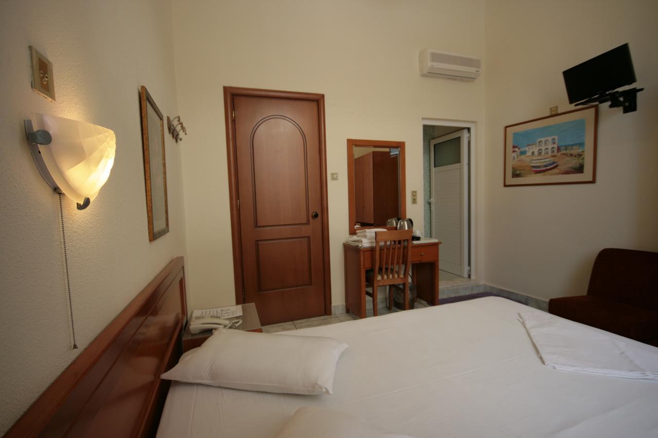Lena Hotel