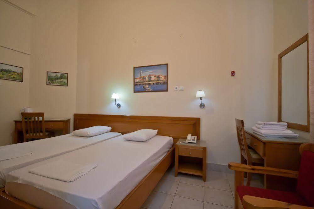 Lena Otel